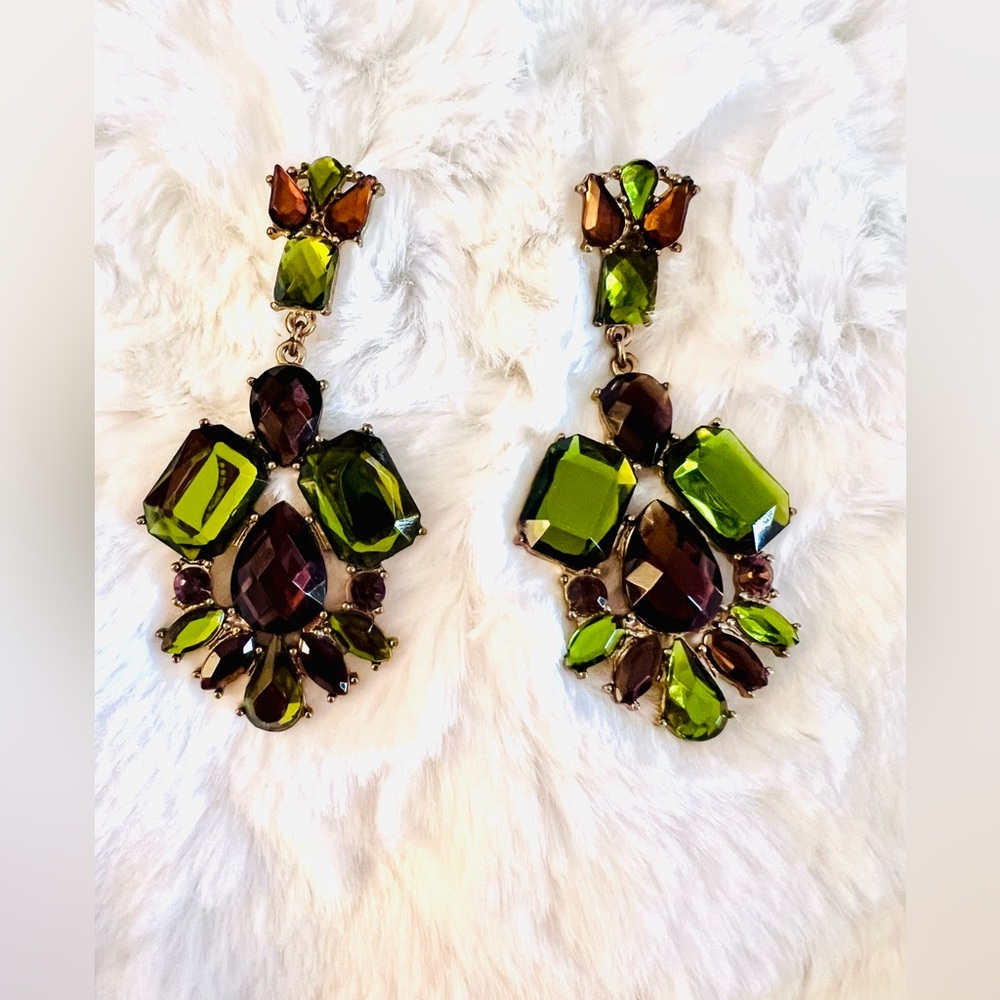 ALDO CLUSTER GOLD-TONE CRYSTAL EARRINGS MULTI COLOR GREEN & SMOKY BROWN SZ M - Picture 3 of 4